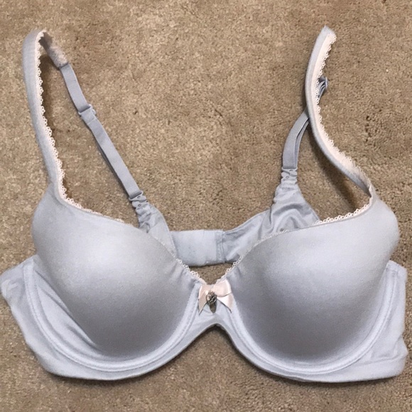 Victoria’s Secret Soft Bra - Picture 1 of 3